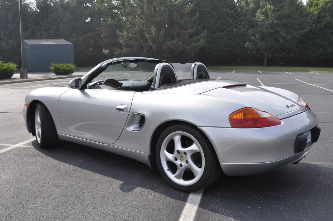 2001 Porsche 986 Boxster - Image 5 of 24