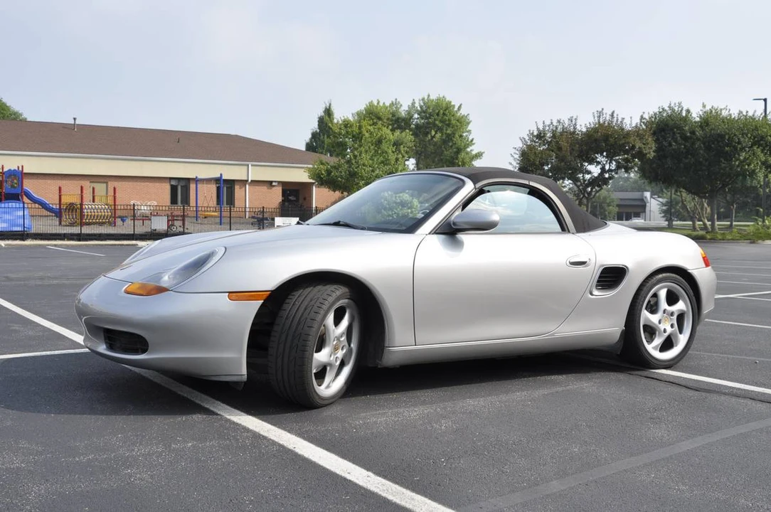 2001 Porsche 986 Boxster - Image 23 of 24