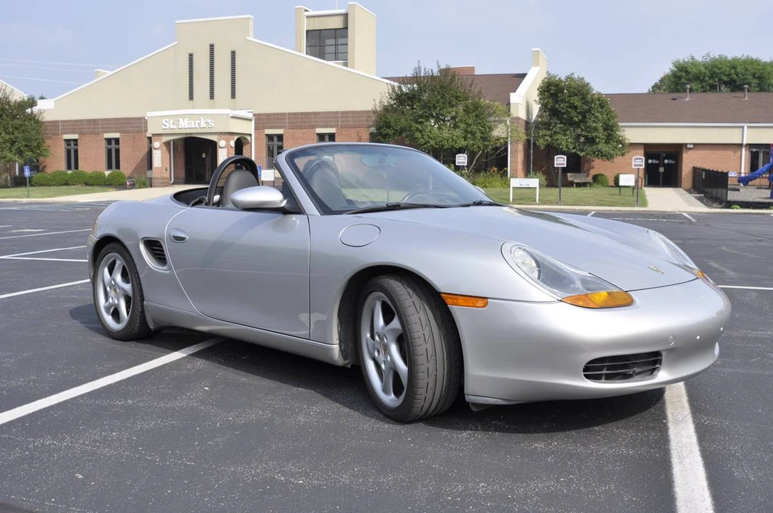 2001 Porsche 986 Boxster - Image 2 of 24