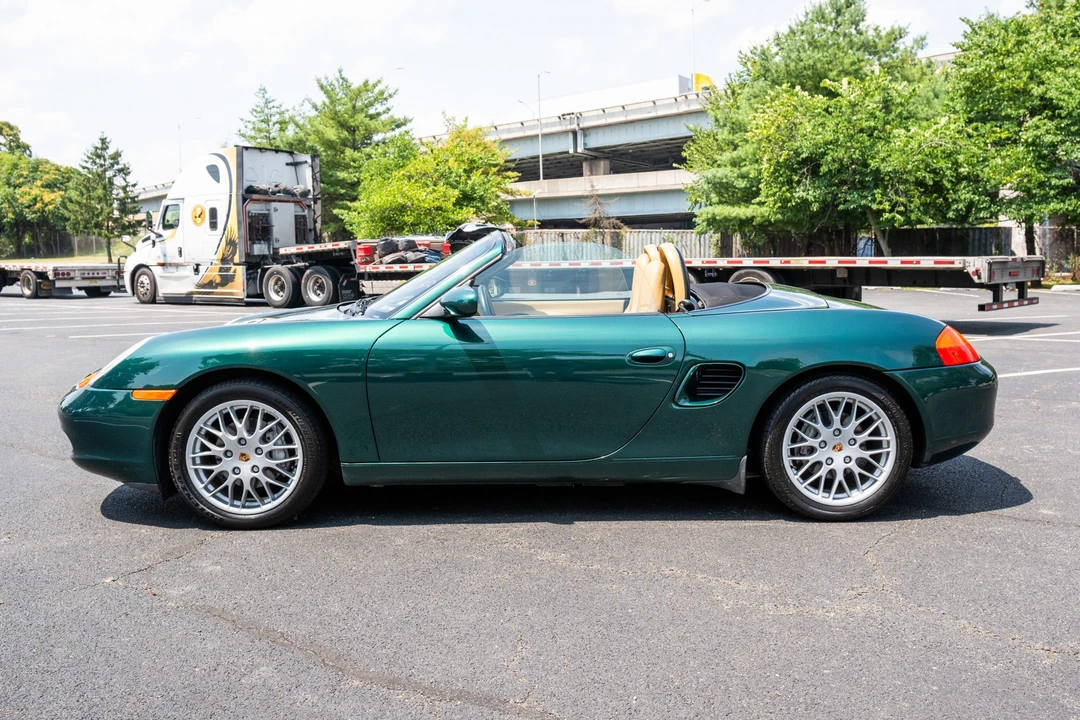 2001 Porsche 986 Boxster - Image 9 of 31