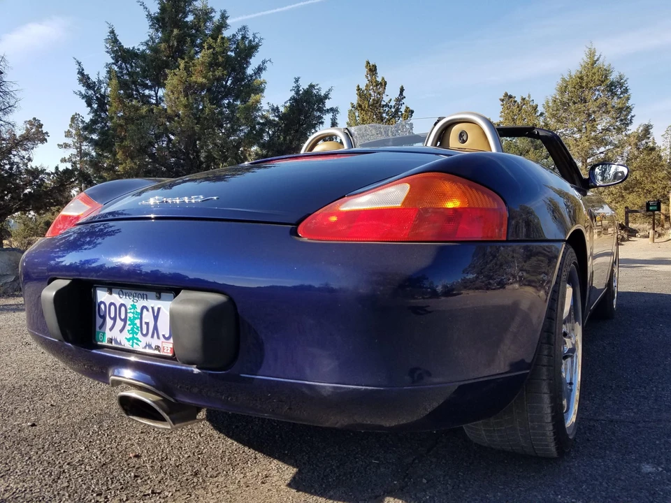 2001 Porsche 986 Boxster - Image 12 of 31