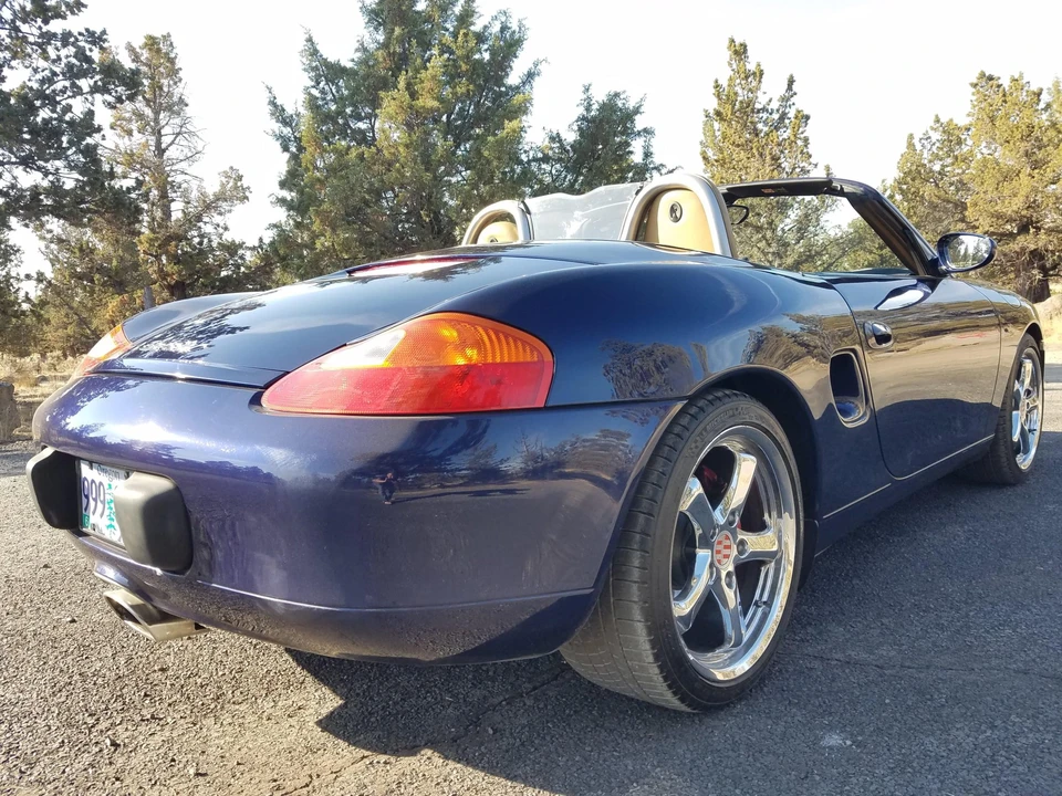 2001 Porsche 986 Boxster - Image 13 of 31