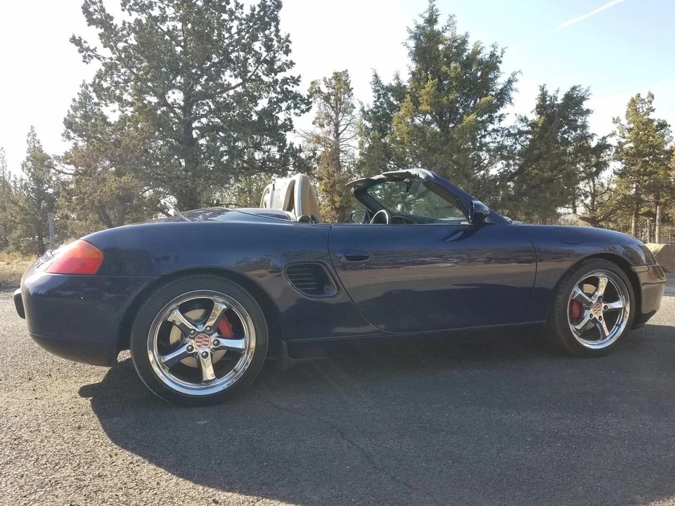2001 Porsche 986 Boxster - Image 15 of 31