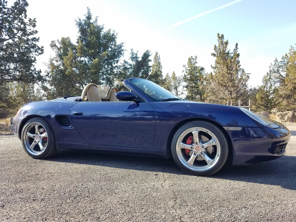 2001 Porsche 986 Boxster - Image 17 of 31