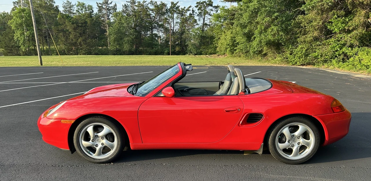 2001 Porsche 986 Boxster - Image 25 of 31