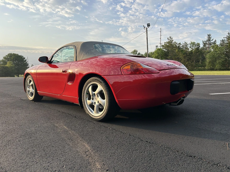 2001 Porsche 986 Boxster - Image 15 of 31