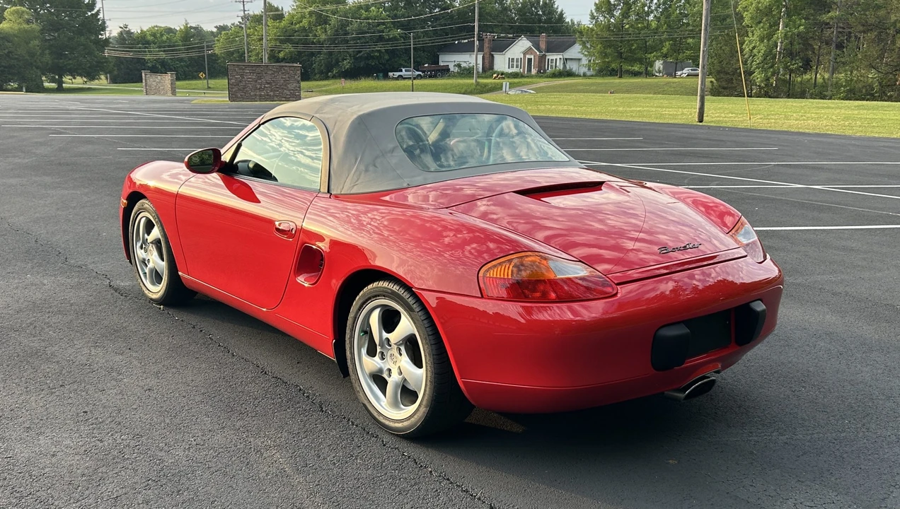 2001 Porsche 986 Boxster - Image 12 of 31