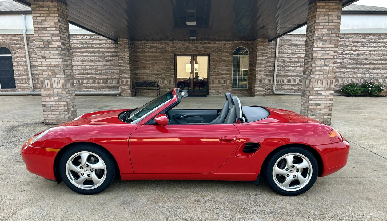 2001 Porsche 986 Boxster - Image 30 of 31