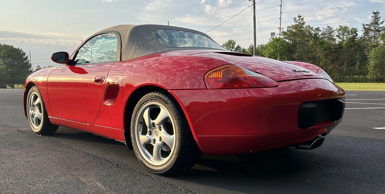 2001 Porsche 986 Boxster - Image 14 of 31