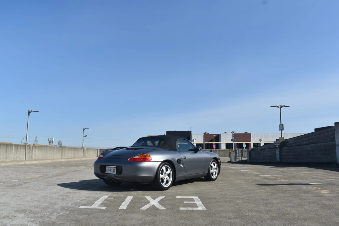 2001 Porsche 986 Boxster - Image 12 of 31