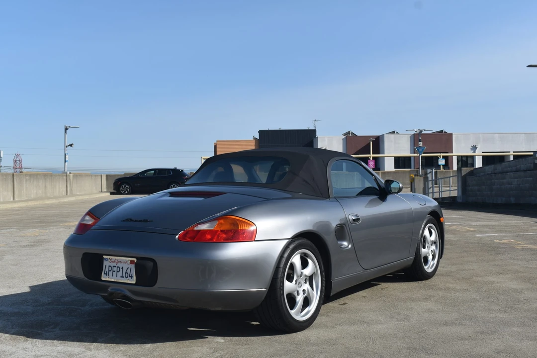 2001 Porsche 986 Boxster - Image 13 of 31