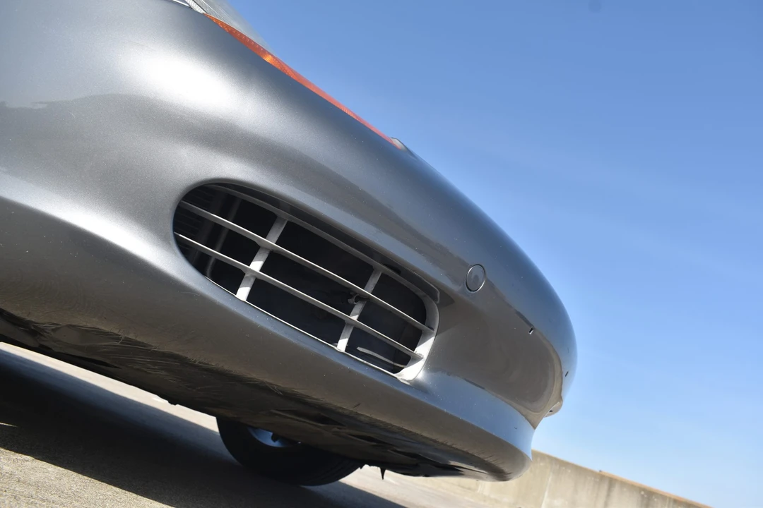 2001 Porsche 986 Boxster - Image 25 of 31