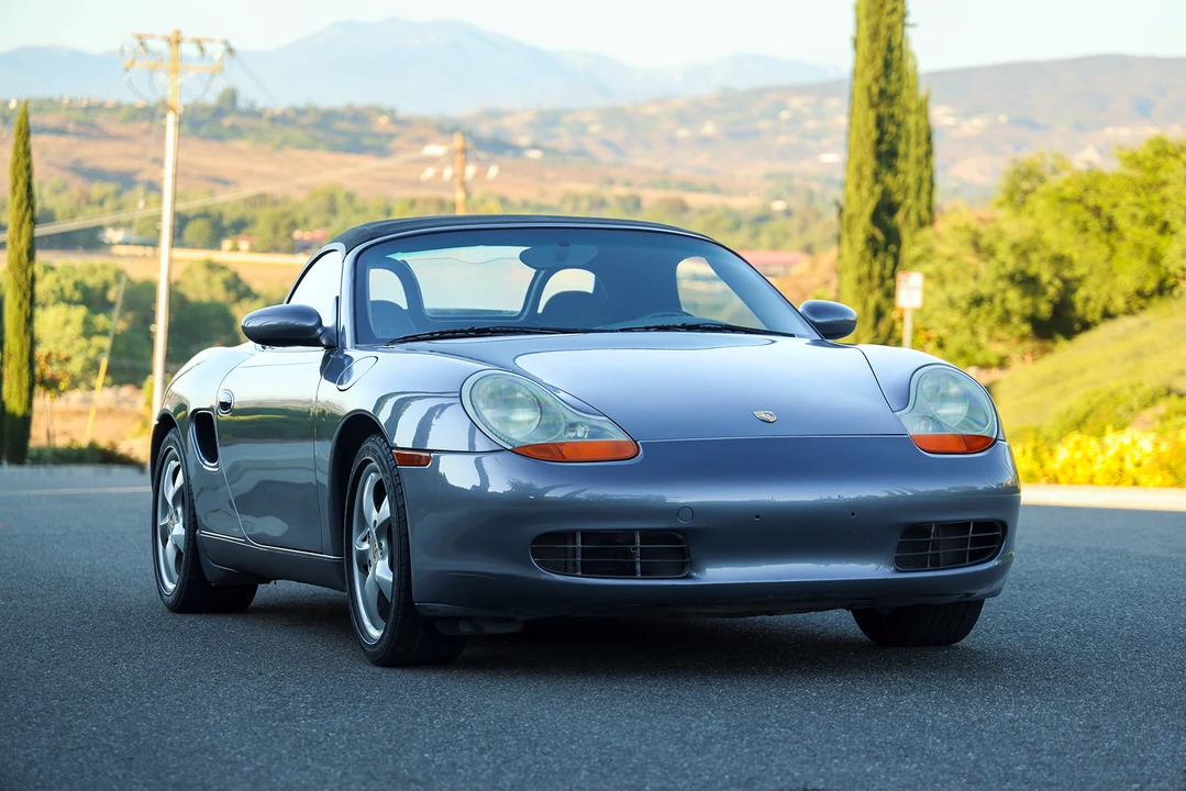 2001 Porsche 986 Boxster - Image 28 of 31