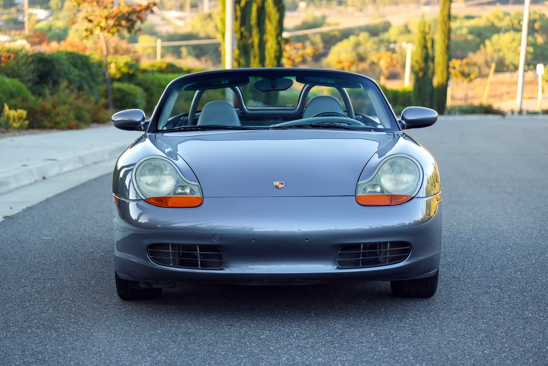 2001 Porsche 986 Boxster - Image 4 of 31
