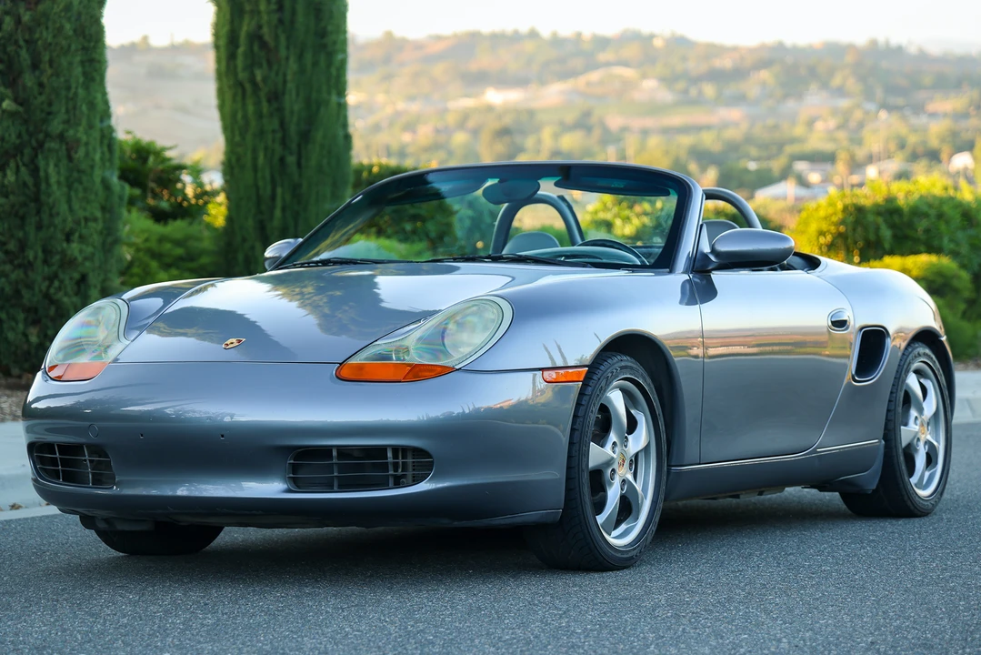 2001 Porsche 986 Boxster - Image 2 of 31