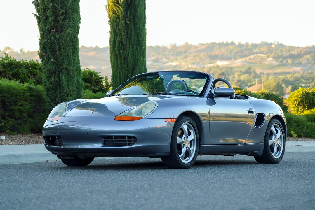 2001 Porsche 986 Boxster - Image 2 of 31