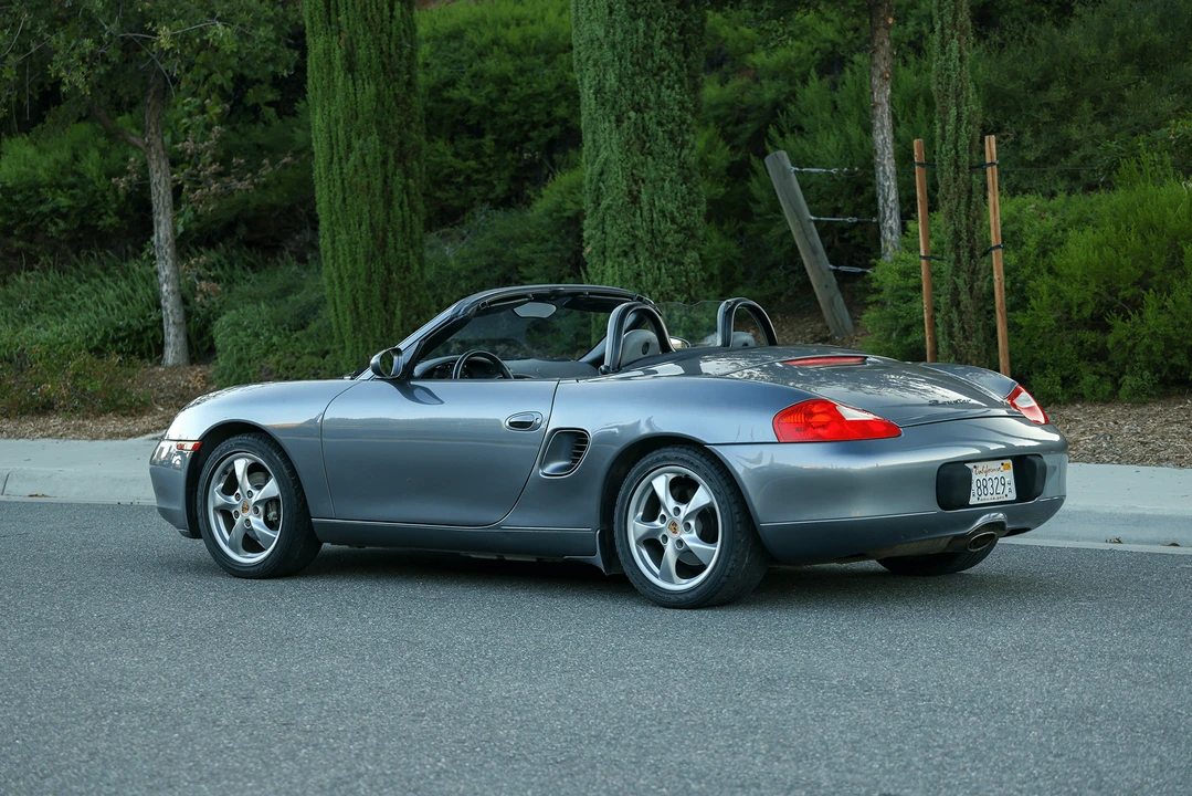 2001 Porsche 986 Boxster - Image 14 of 31