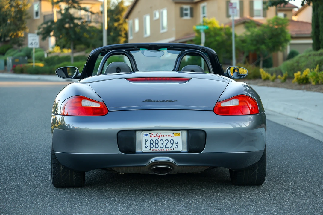 2001 Porsche 986 Boxster - Image 11 of 31