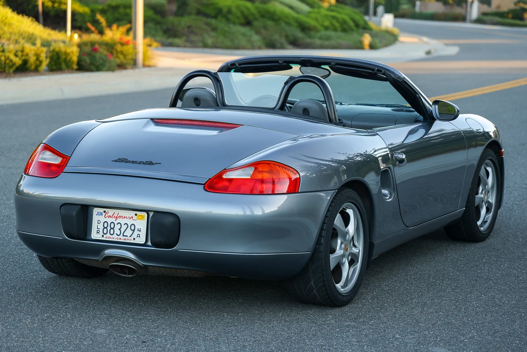 2001 Porsche 986 Boxster - Image 8 of 31