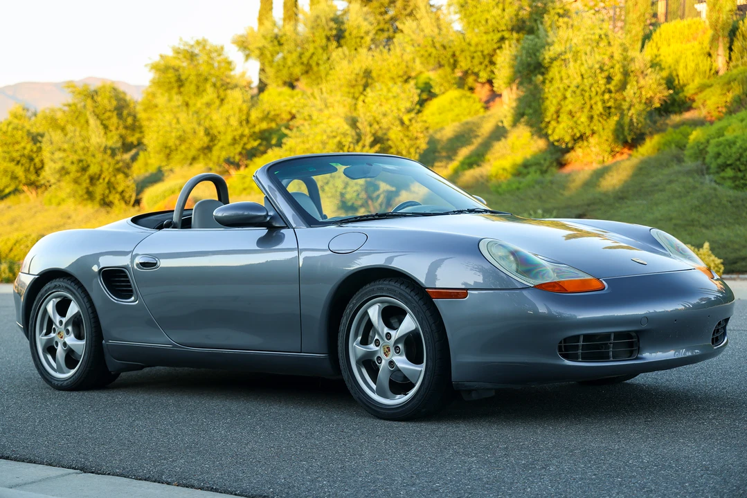 2001 Porsche 986 Boxster - Image 6 of 31