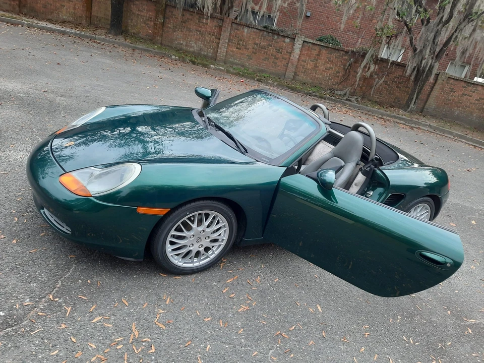 2001 Porsche 986 Boxster - Image 24 of 31