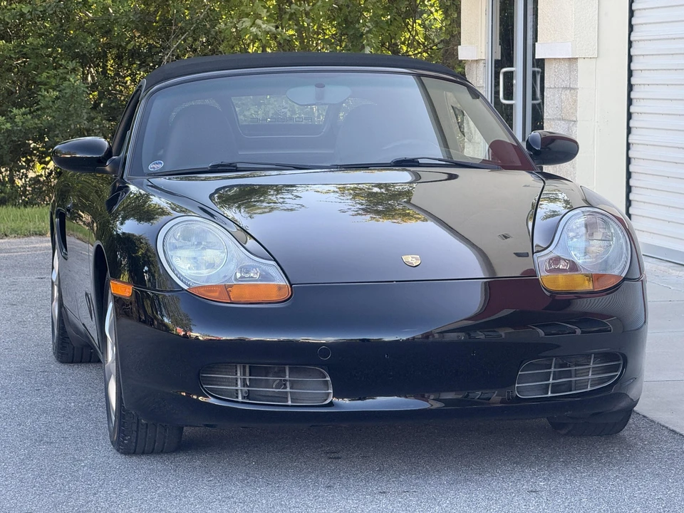 2001 Porsche 986 Boxster - Image 15 of 31