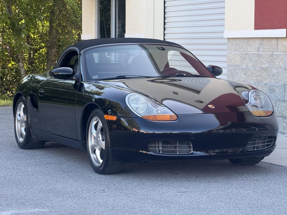 2001 Porsche 986 Boxster - Image 16 of 31