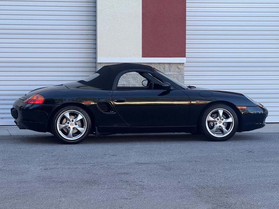 2001 Porsche 986 Boxster - Image 18 of 31