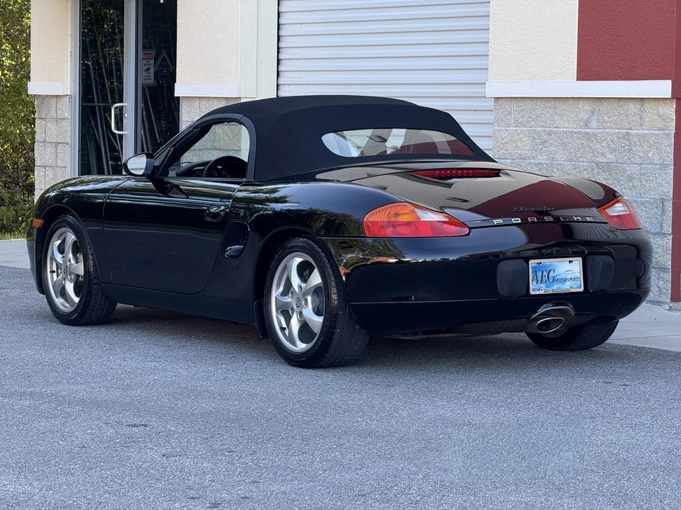2001 Porsche 986 Boxster - Image 25 of 31