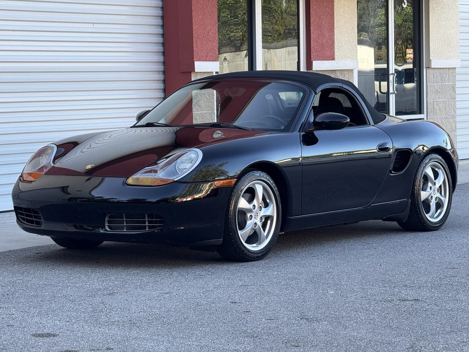 2001 Porsche 986 Boxster - Image 12 of 31