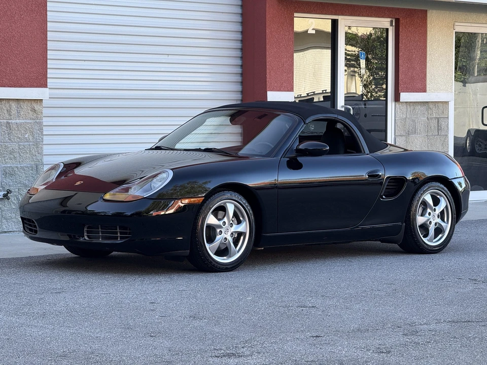 2001 Porsche 986 Boxster - Image 11 of 31
