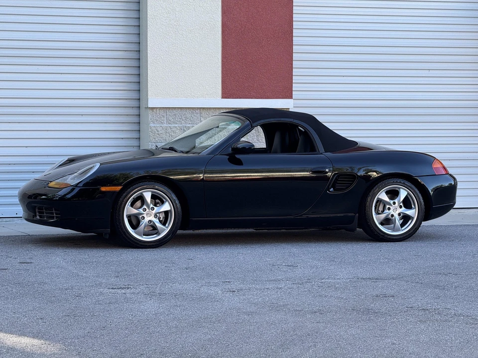 2001 Porsche 986 Boxster - Image 28 of 31