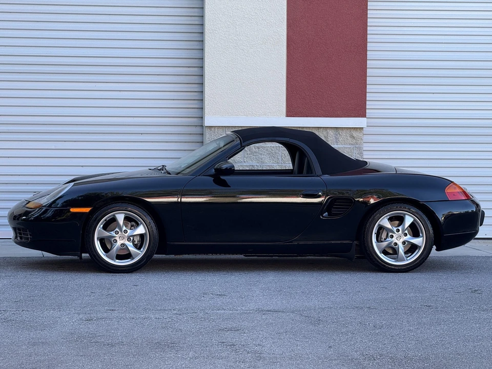 2001 Porsche 986 Boxster - Image 26 of 31