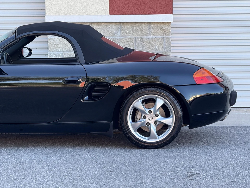 2001 Porsche 986 Boxster - Image 30 of 31