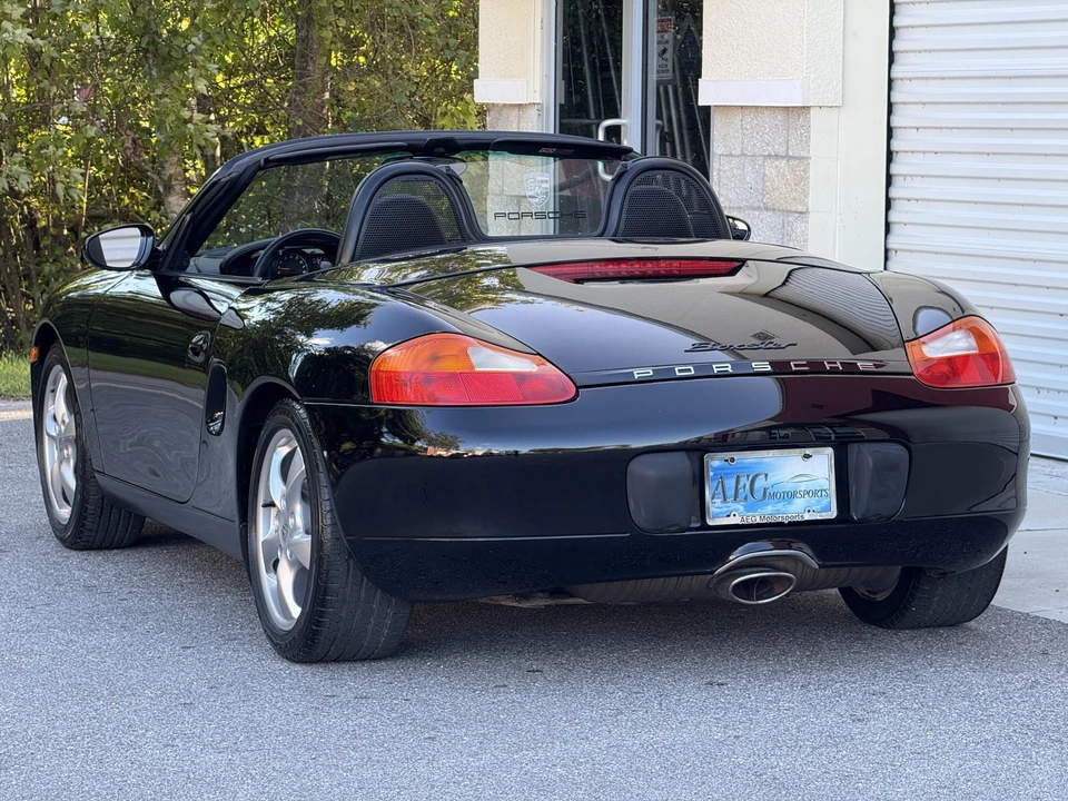 2001 Porsche 986 Boxster - Image 6 of 31