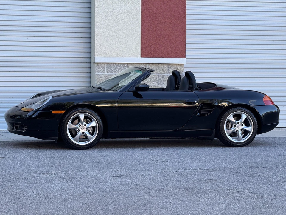 2001 Porsche 986 Boxster - Image 10 of 31