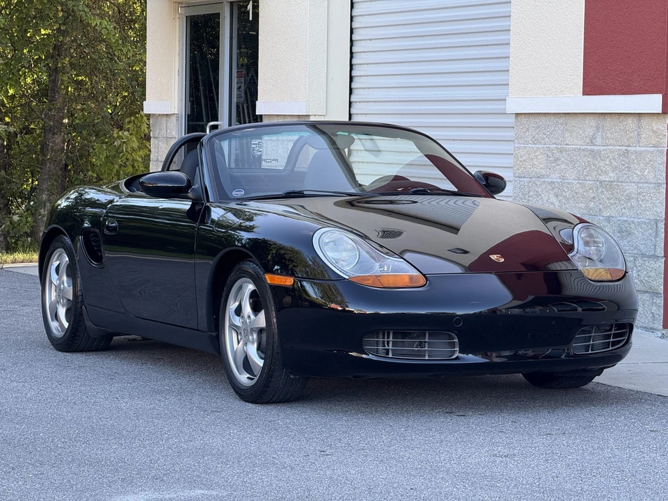 2001 Porsche 986 Boxster - Image 2 of 31