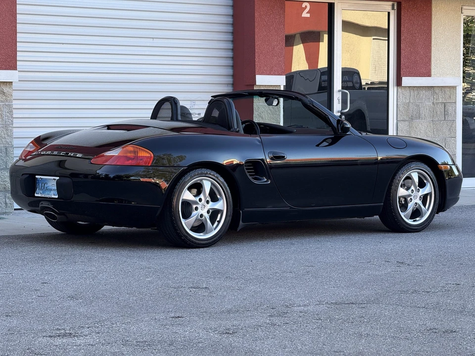 2001 Porsche 986 Boxster - Image 3 of 31