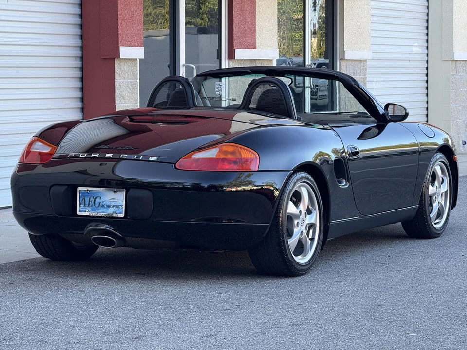2001 Porsche 986 Boxster - Image 4 of 31