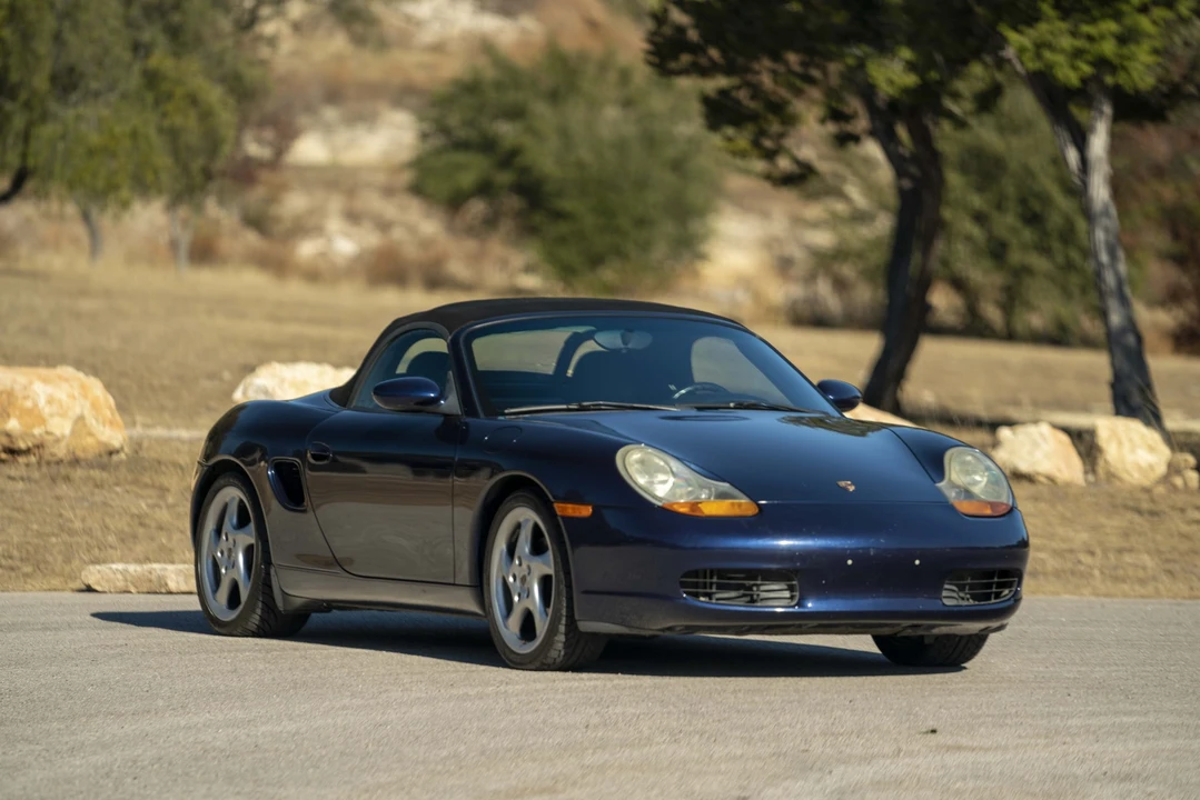 2001 Porsche 986 Boxster - Image 28 of 31