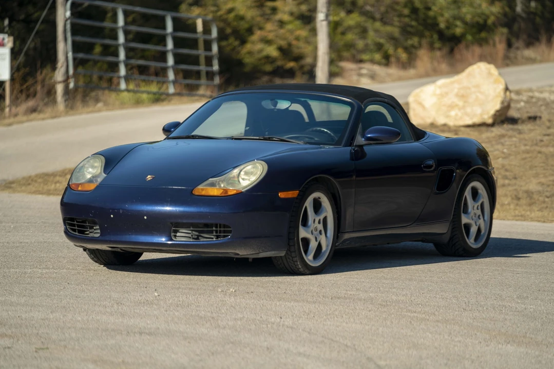 2001 Porsche 986 Boxster - Image 23 of 31