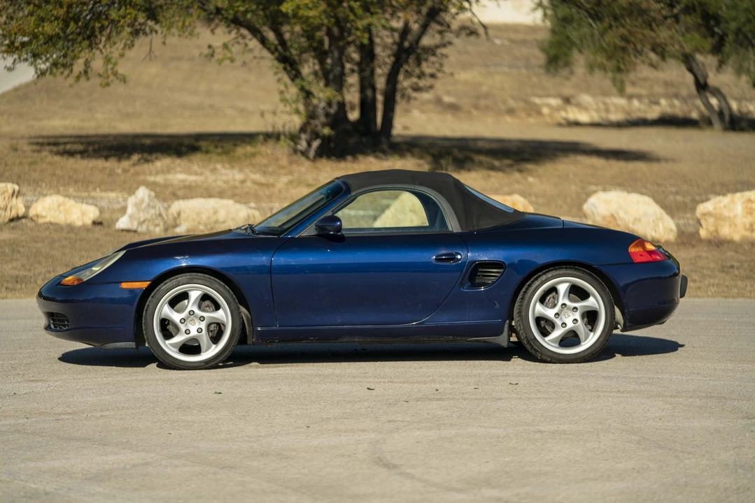 2001 Porsche 986 Boxster - Image 20 of 31