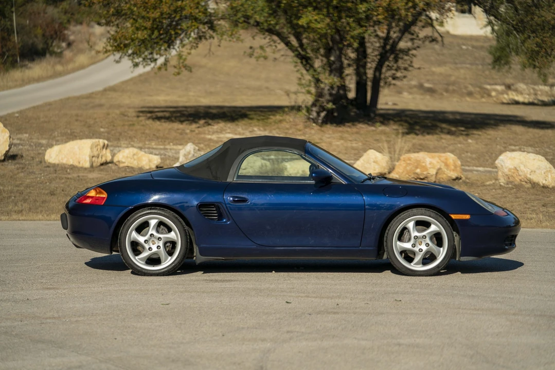 2001 Porsche 986 Boxster - Image 30 of 31