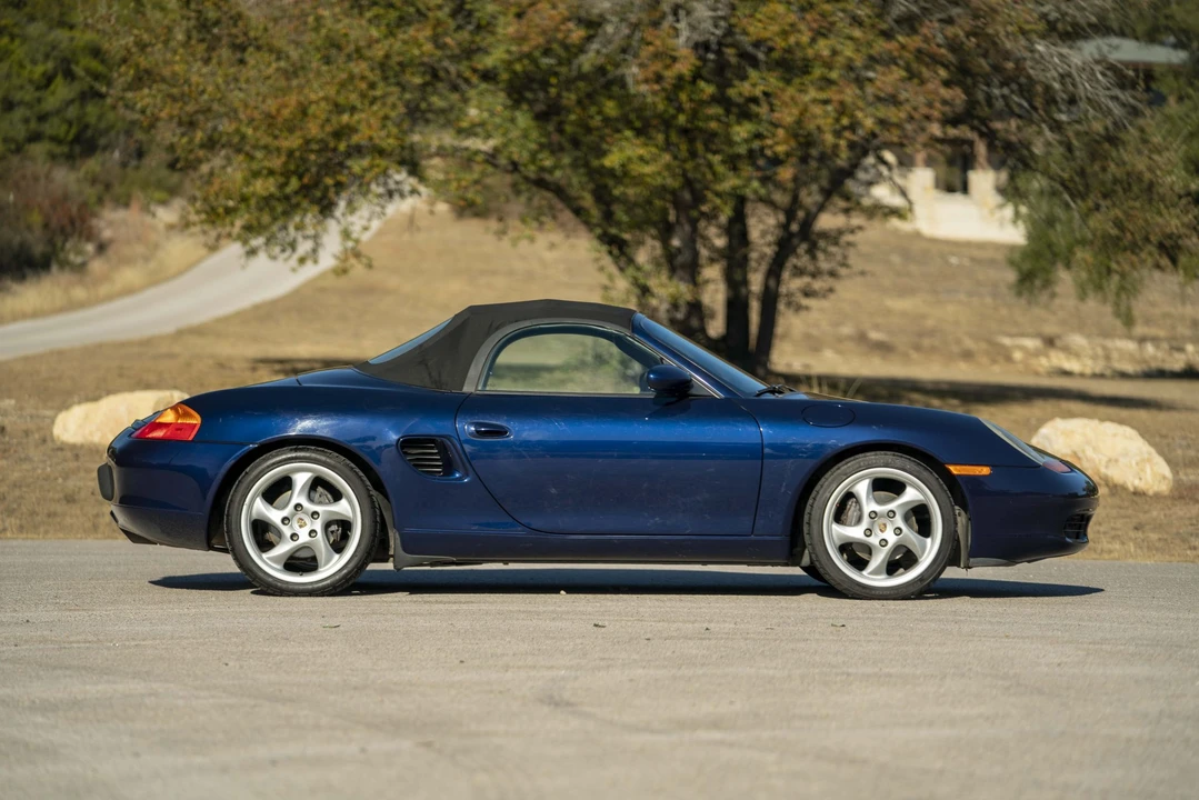 2001 Porsche 986 Boxster - Image 29 of 31