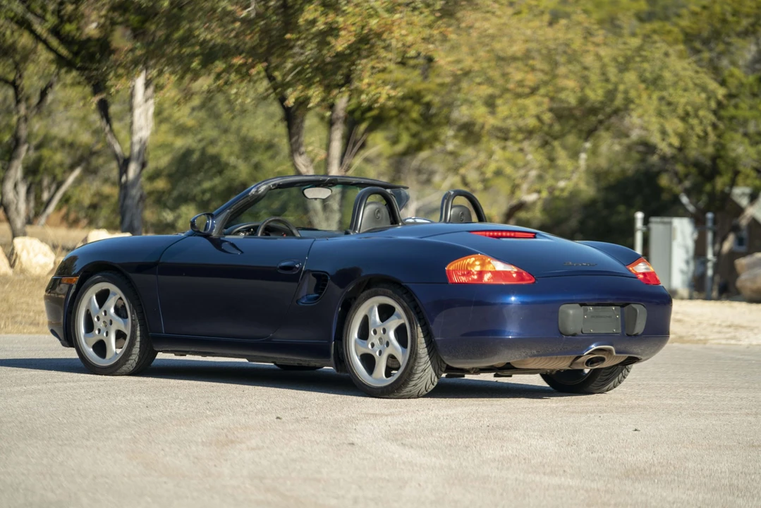2001 Porsche 986 Boxster - Image 17 of 31