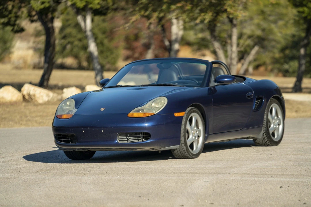 2001 Porsche 986 Boxster - Image 6 of 31