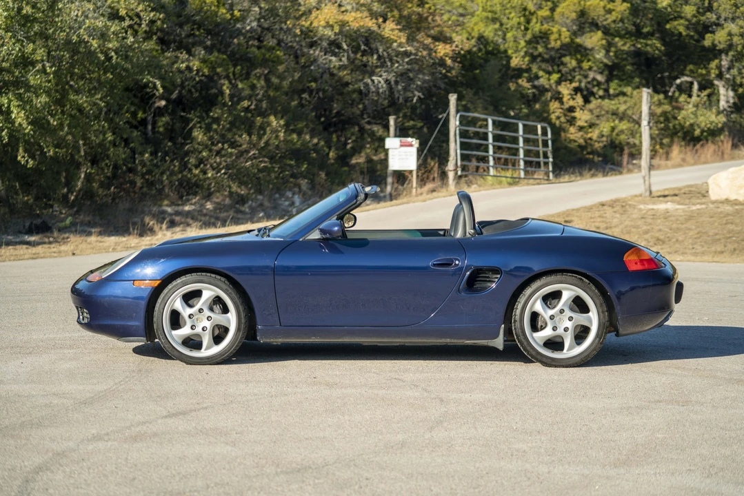 2001 Porsche 986 Boxster - Image 3 of 31