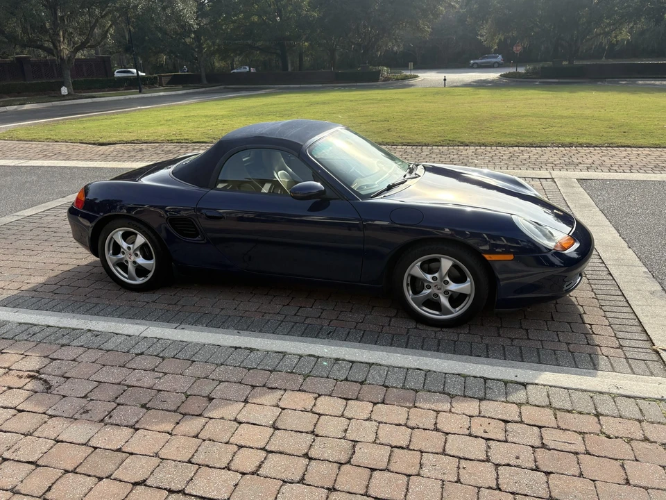 2001 Porsche 986 Boxster - Image 12 of 31