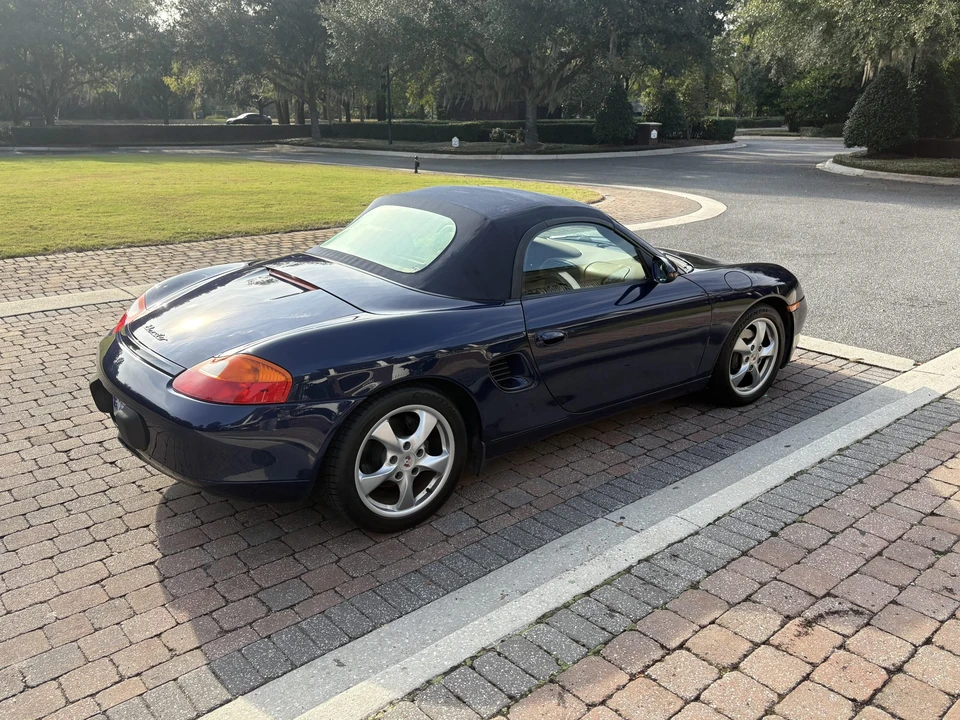 2001 Porsche 986 Boxster - Image 13 of 31