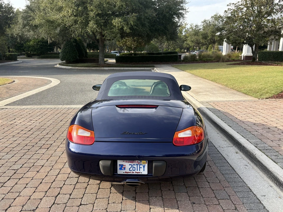 2001 Porsche 986 Boxster - Image 14 of 31